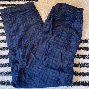 Goodfellow & co Flannel pajama pants with drawstring and pockets. Men’s size med